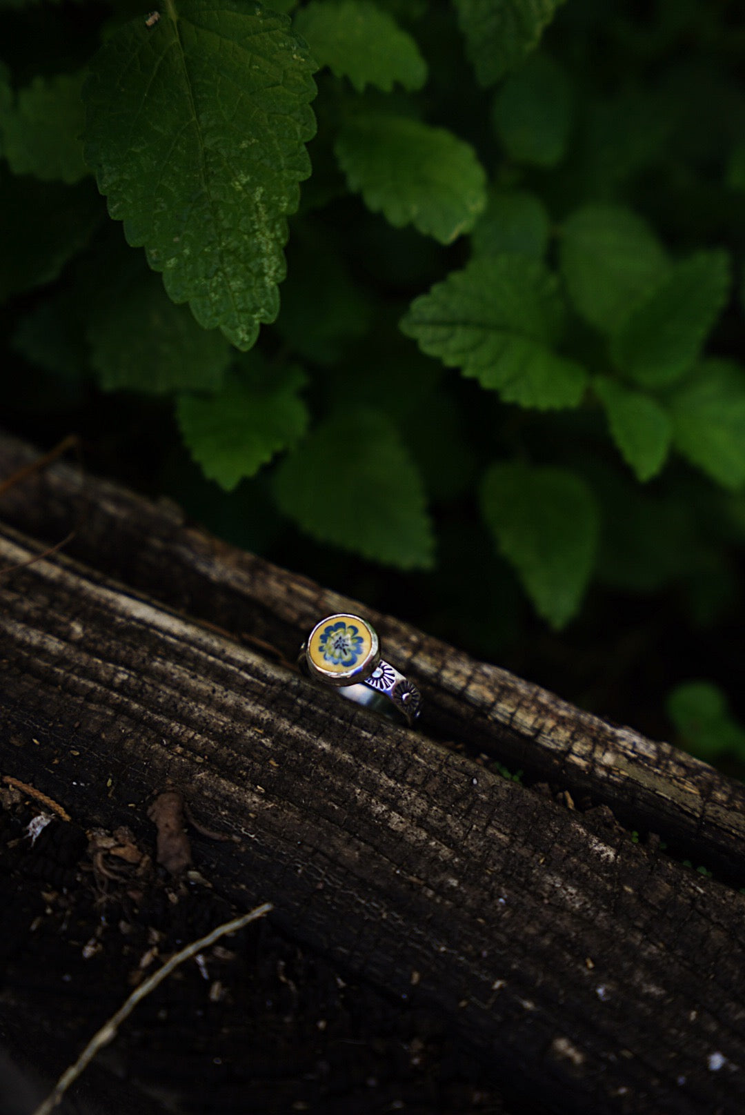 Porcelain Flower Ring - Size 8