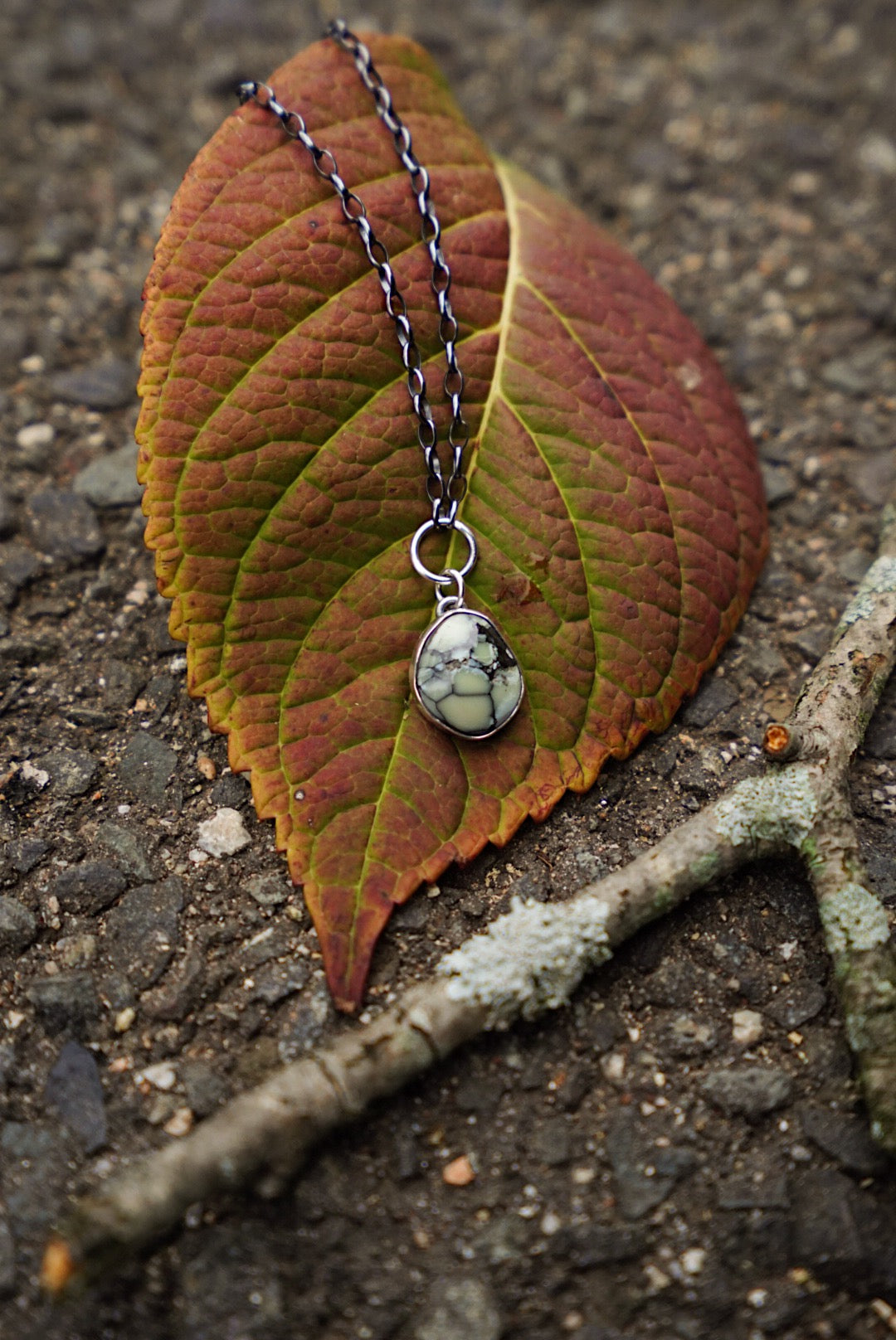 La Luna Oscura Necklace