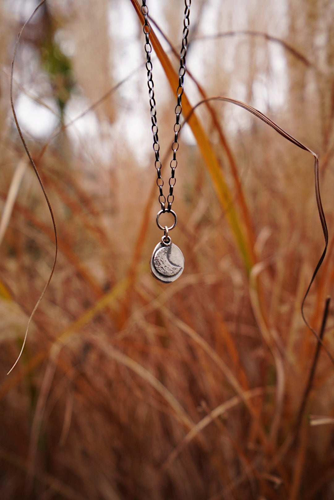 La Luna Oscura Necklace