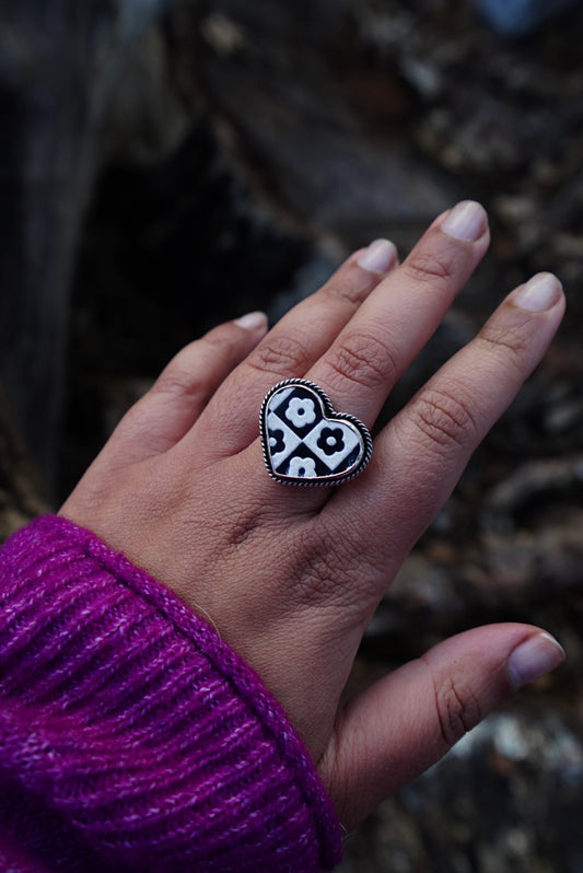 Flourish in Love Ring - Sz 8.5