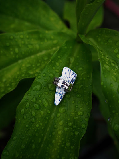 Lilac Flash Bolt Ring - Size 8 3/4