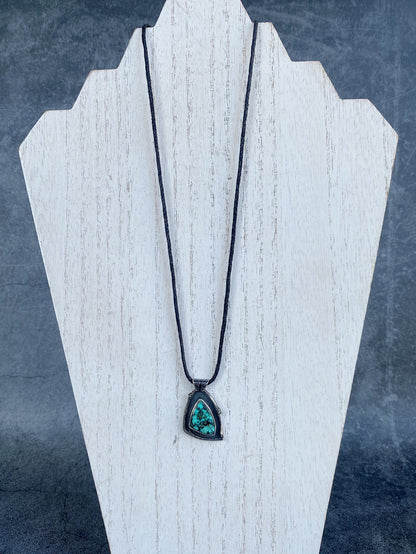 Nature's Aura Hubei Turquoise Necklace